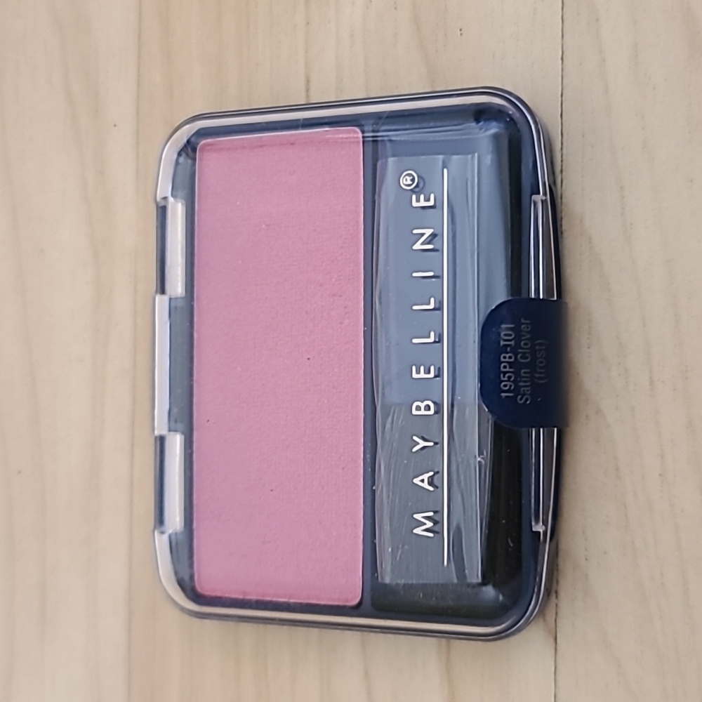 Maybelline  Blush & Brush-BISCUIT